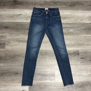 Kensie Dark Wash Skinny Jeans